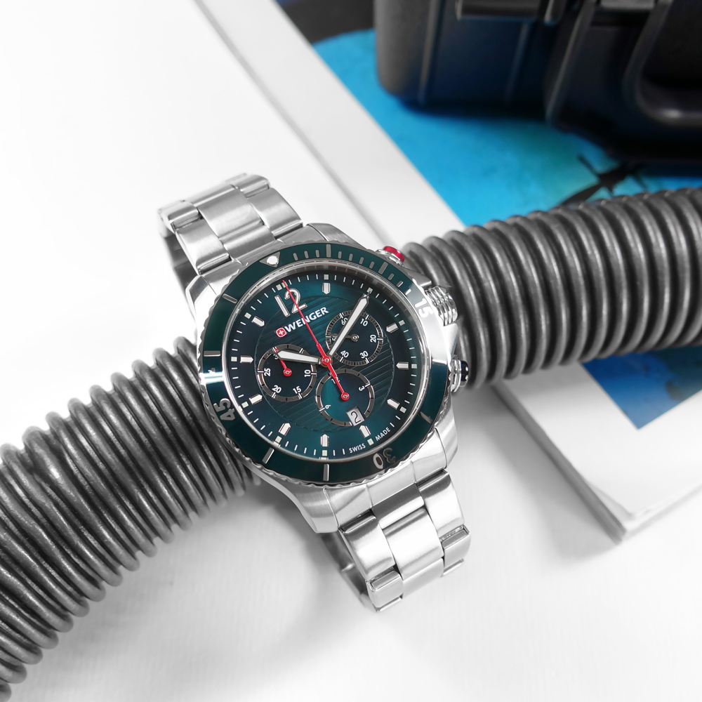 WENGER / 01.0643.115 / Seaforce 海神 三眼 潛水錶 日期 防水 不鏽鋼手錶 藍綠色 43mm