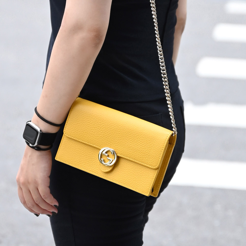 GUCCI 615523 WOC 金屬雙G LOGO小牛皮三用鍊包.黃