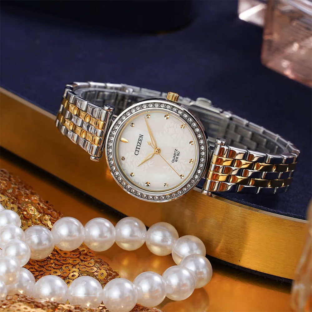 CITIZEN 星辰 ER0214-54D 簡約大方 日本機芯 晶鑽錶框 菱格紋錶盤 花朵紋 手錶 30mm