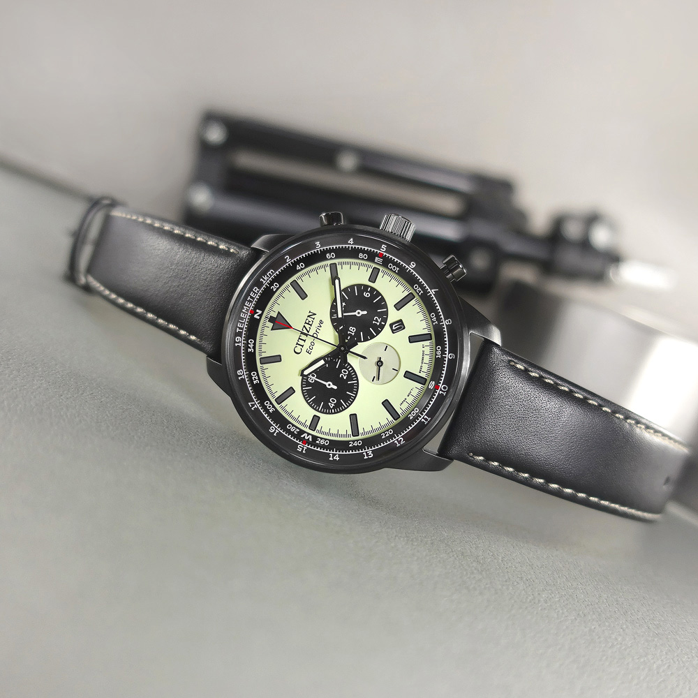 CITIZEN 星辰錶 /CA4505-21X/光動能 夜光錶盤 三眼計時 防水100米 小牛皮手錶 螢光綠x黑 44mm