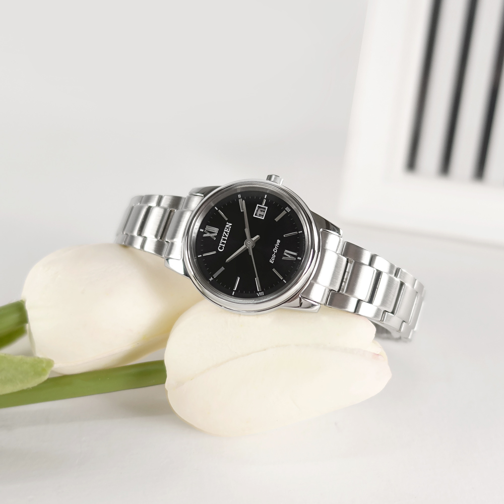 CITIZEN 星辰錶 / EW2318-73E / 光動能 藍寶石水晶玻璃 日期 不鏽鋼女錶 黑色 27mm