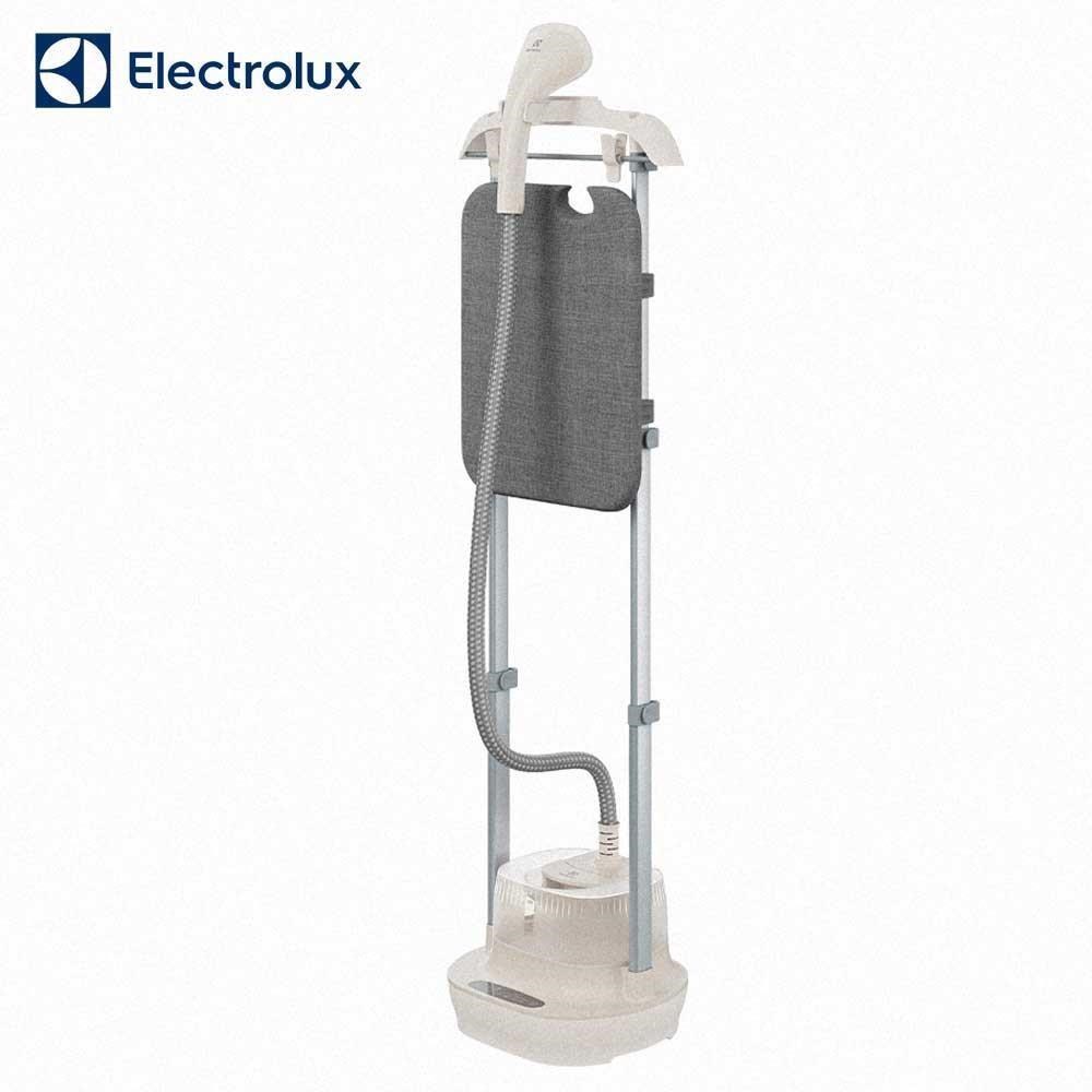【Electrolux 伊萊克斯】直立式蒸氣掛燙機 UltimateCare 700 燕麥白 E7GS1-74OW