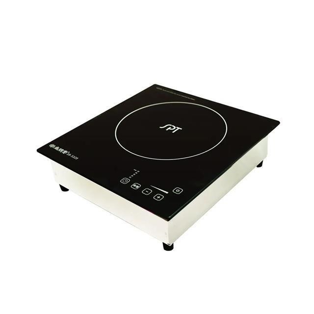  尚朋堂 SR-S320 電磁爐，臺灣原廠生產，黑色系設計優雅耐用，適合現代廚房使用。採用220V/60Hz電壓，消耗功率1200W以上，提供強勁加熱效能。產品重量僅3.9KG，便於攜帶與安裝，享有1年保固保障。BSMI許可字號R39335，確保安全可靠。無論煮湯燉肉或煎炒皆遊刃有餘，是家庭必備的電磁爐首選，提升您的烹飪體驗！ 