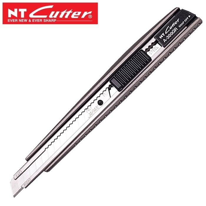 日本 NT Cutter 專業型合金握柄美工刀(A-300GRP)