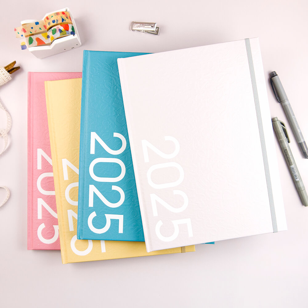 【conifer綠的事務】2025年16K玩色精裝直式週誌