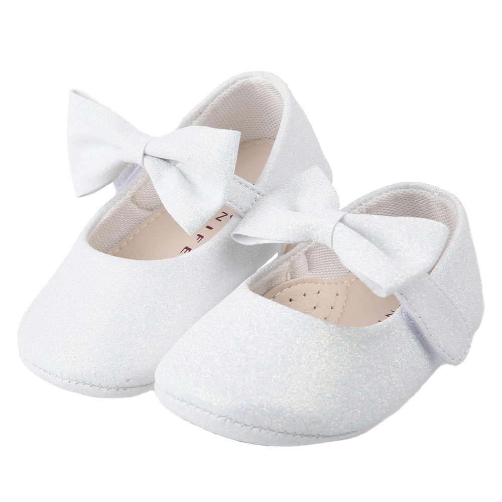 《布布童鞋》Connife百搭蝴蝶結閃耀白色寶寶娃娃鞋(12.5~14.5公分) [ Q3T002M