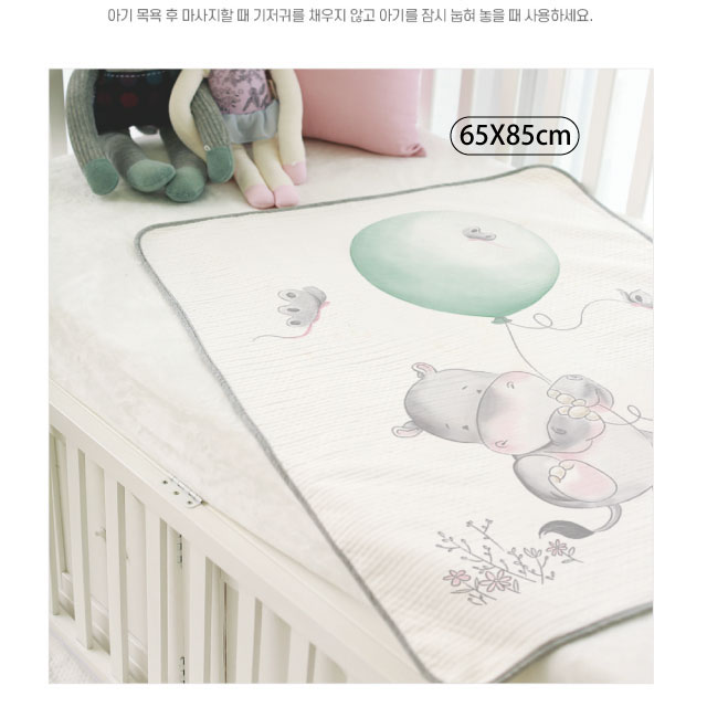 韓國Petit Bird竹纖維嬰幼兒防水保潔床墊—嬉戲的河馬-100x130cm