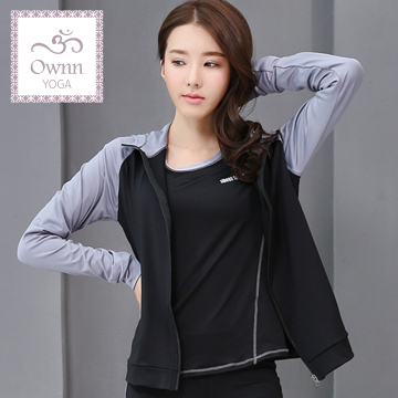 【品樂．Ownn Yoga】韓版速乾透氣拼色瑜珈連帽外套(單賣黑衣灰袖外套)