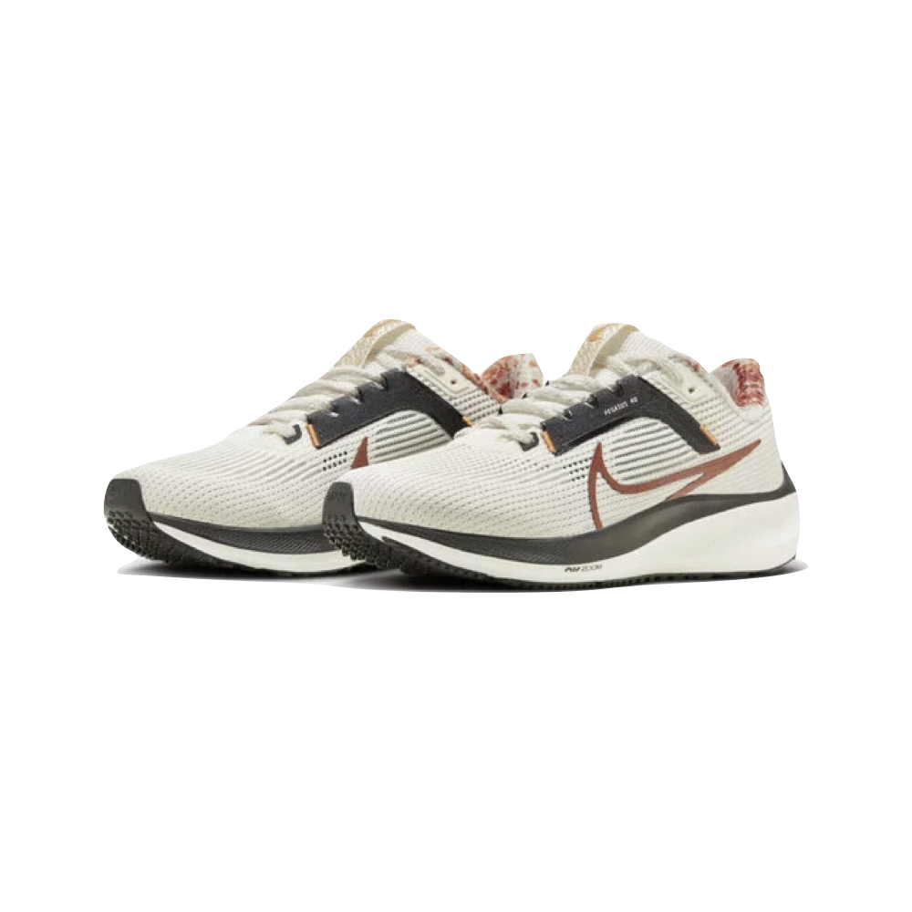W Nike Air Zoom Pegasus 40 PRM 慢跑鞋 象牙白紅 運動 支撐 緩衝 女鞋 FN3477-100