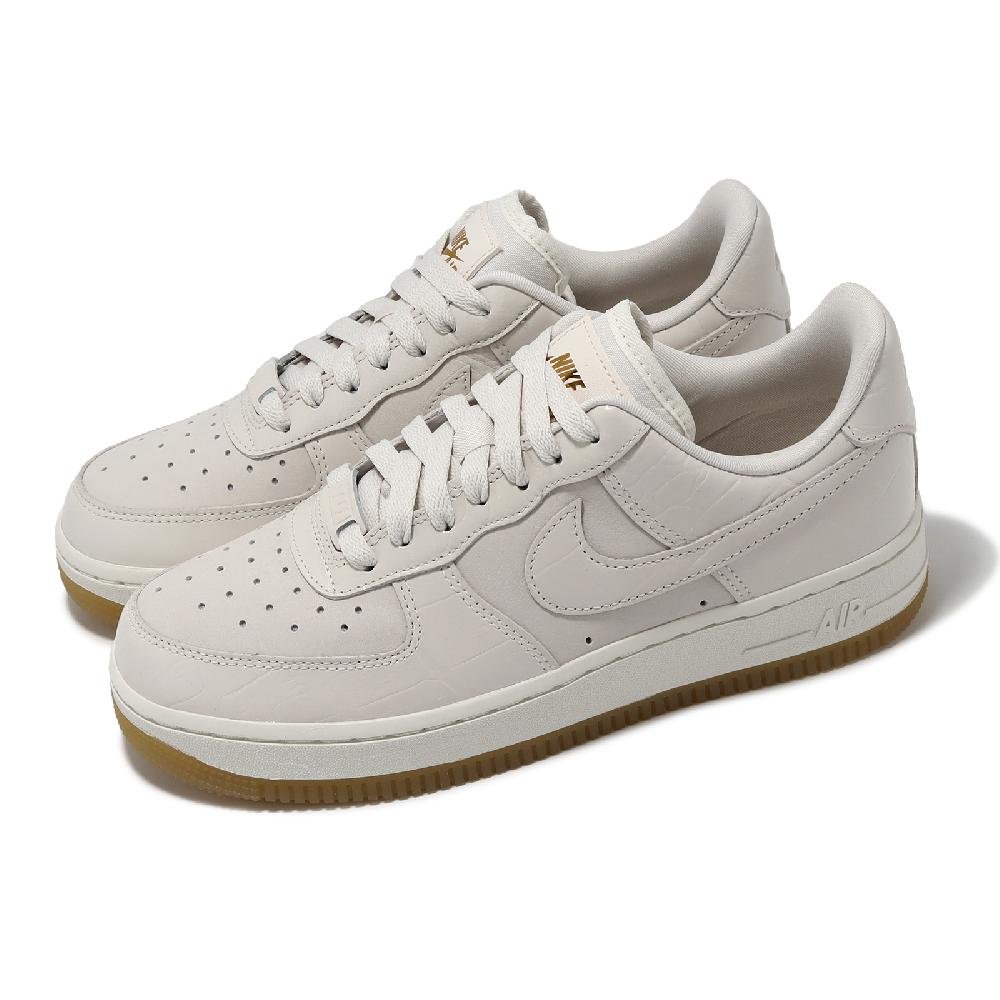 Nike 耐吉 休閒鞋 Wmns Air Force 1 07 LX 女鞋 AF1 膠底 米白 金 DZ2708-001