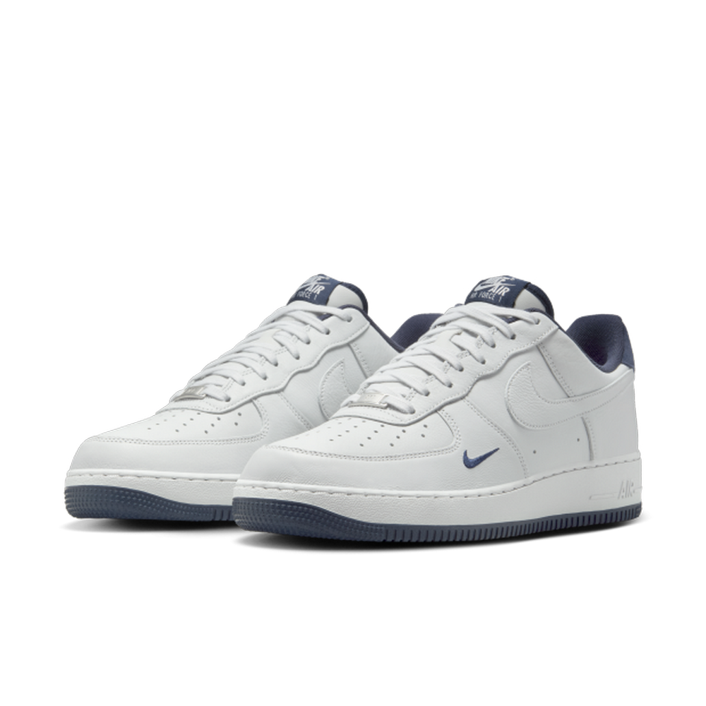 【NIKE】AIR FORCE 1 07 LV8 男 休閒鞋 白 深藍-HM9483001