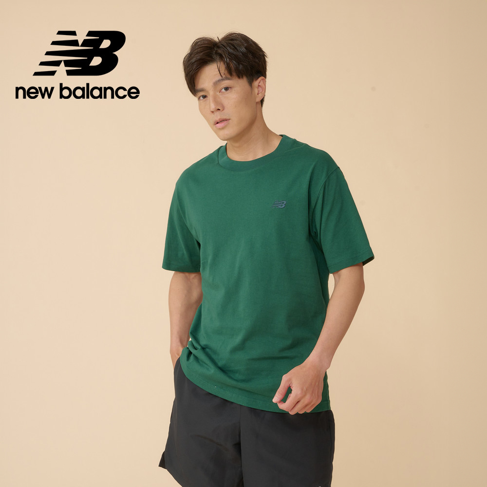【New Balance】小LOGO厚磅短袖上衣 男性 森林綠 MT41533NWG