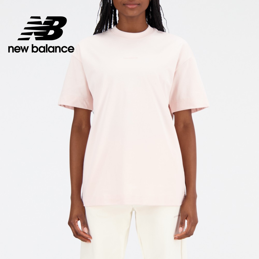 [New Balance親膚刺繡LOGO短袖上衣_女性_粉色_AWT33557OUK
