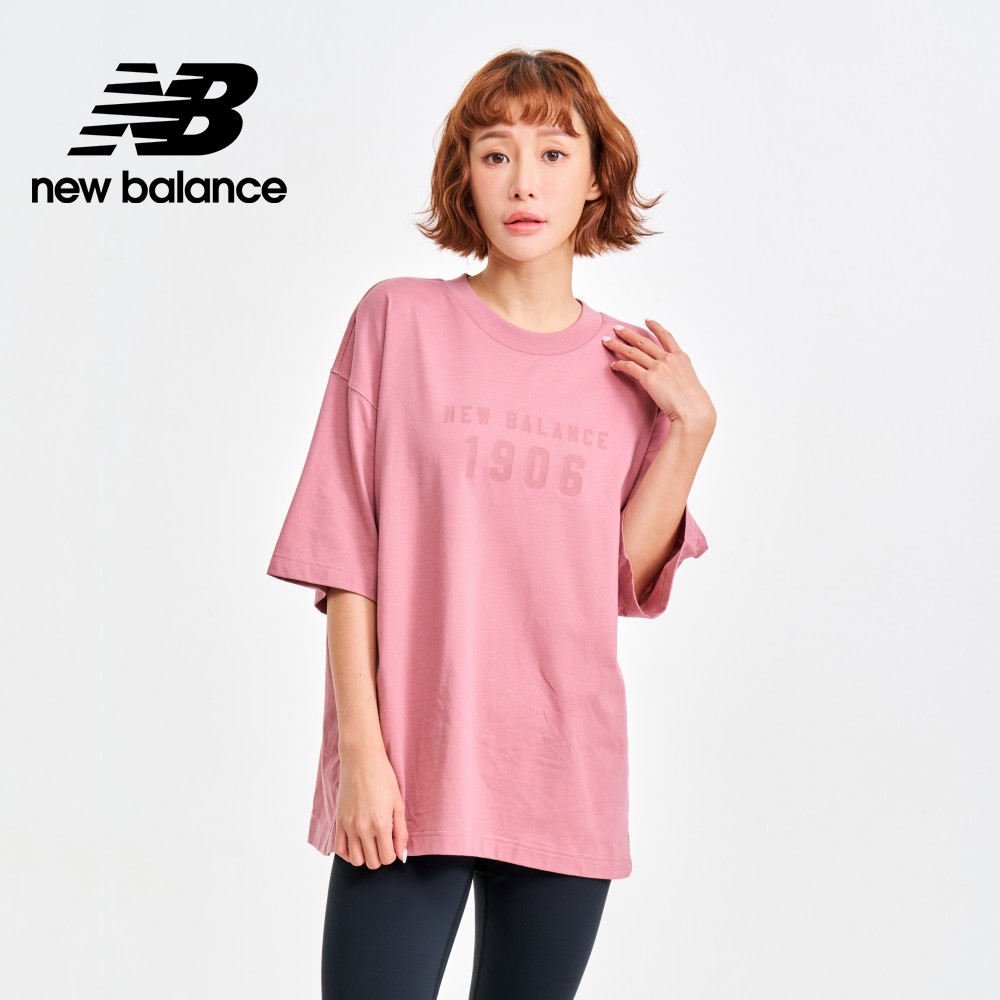【New Balance】圓領寬鬆短袖上衣_女性_玫瑰粉_WT41519RSE