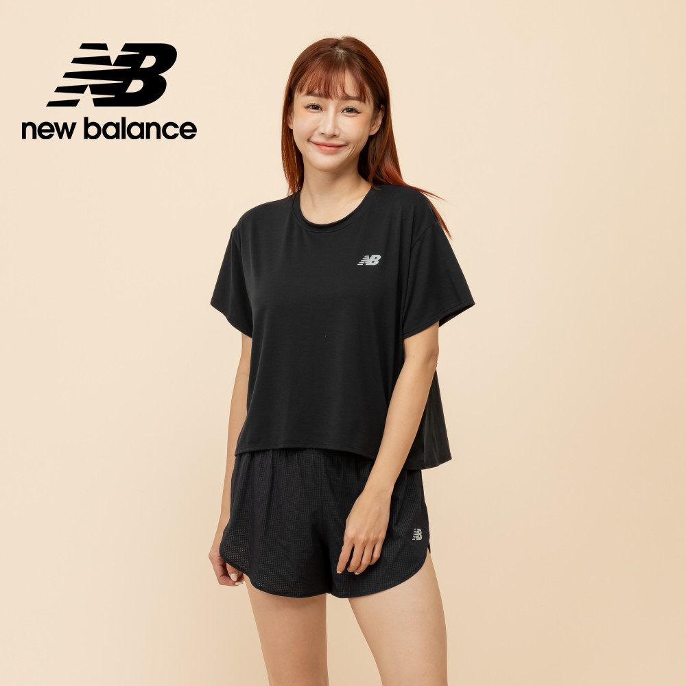 [New Balance頂級吸濕排汗短袖上衣 女性 黑色 WT51133BK