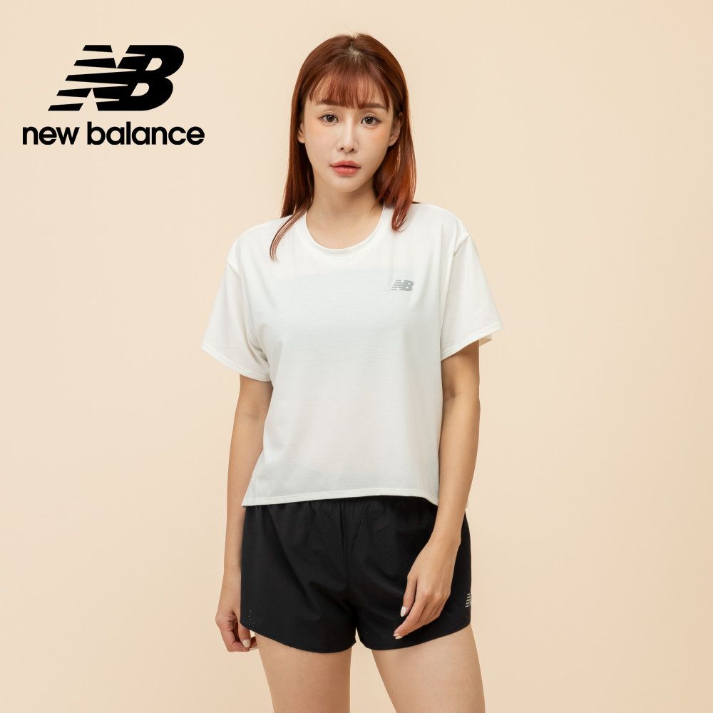 [New Balance頂級吸濕排汗短袖上衣 女性 米白色 WT51133SST