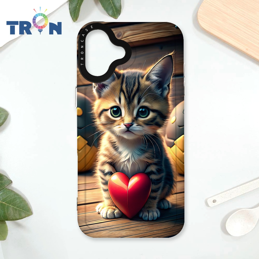 TRON IPhone 16 PLUS 懷抱著愛心的動物 太空殼 透黑款 手機殼