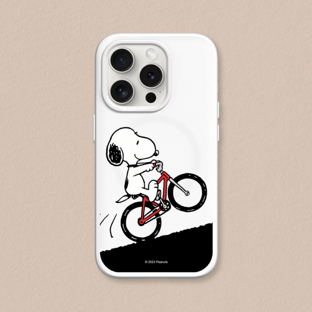 【犀牛盾】iPhone 14系列SolidSuit(MagSafe 兼容)防摔背蓋手機殼｜Snoopy史努比-騎腳踏車