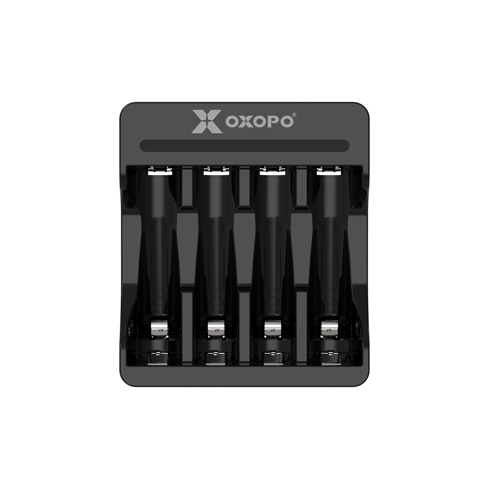 OXOPO 乂靛馳【乂靛馳】CL3通用3號 / 4號 1.5V 充電鋰電池專用 四槽充電器(最新款)(保固一年)