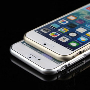 iPhone7 Plus 海馬扣弧型金屬邊框