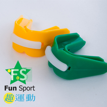 《Fun Sport》武術跆拳-雙層護牙套3個 (附盒)-透明*3