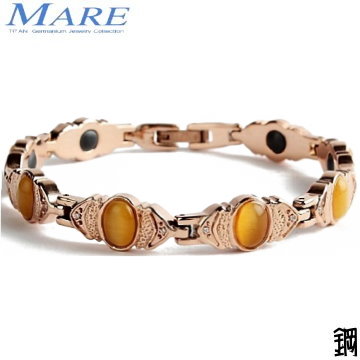 【MARE-316L白鋼系列】：花媚(土黃貓眼石)玫金爪鑲鑽 款