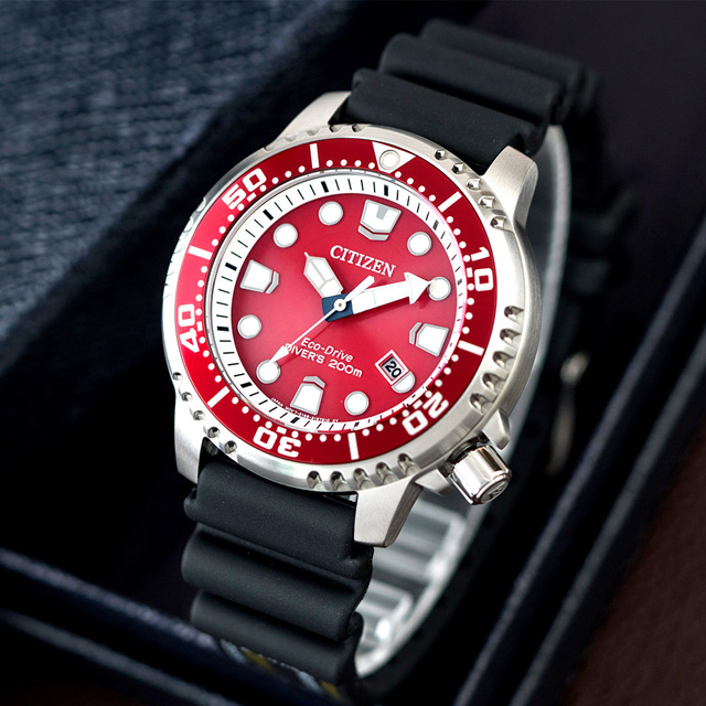 【CITIZEN】PROMASTER 潛水勇將光動能橡膠腕錶/黑x紅框(BN0159-15X)