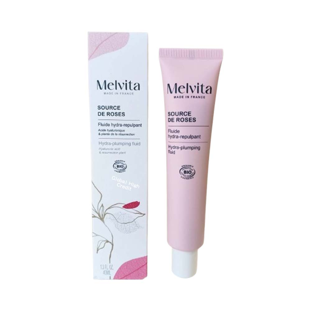 王者玫瑰凝水彈力乳40ml NT. 1,380，屬於Source de Roses王者玫瑰凝水系列，是肌膚保水柔嫩有彈力的補水神器。清新凝乳狀質地，結合大馬士革玫瑰花水、犬薔薇花瓣與果實精萃，並新增南非復育成分，堅持綠色生活與純淨有機理念，以自然本質創新研發，讓肌膚與地球共存美好。