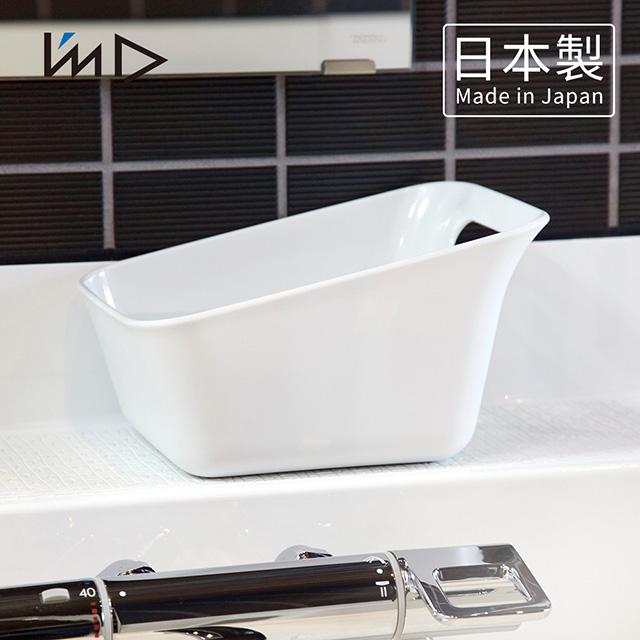 【日本岩谷Iwatani】RETTO曲面一體簡約方形浴室舀水盆-2色可選