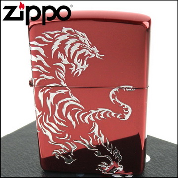 【ZIPPO】日系~Tiger-民族風虎圖騰-兩面連續加工打火機(離子紅款)