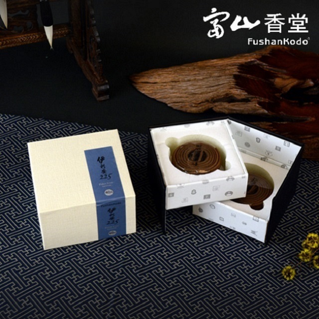 【富山香堂】伊利安225 1.5H盤香精裝盒