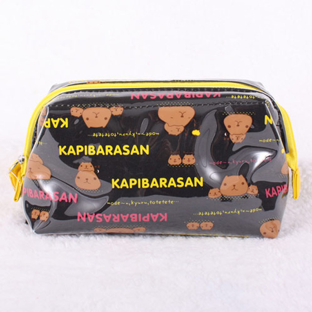 Kapibarasan 水豚君黑色經典系列化妝包