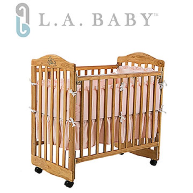 【美國 L.A. Baby】蒙特維爾美夢熊嬰兒小床-超值優惠組合(原木色嬰兒床+純棉五件式寢具組)
