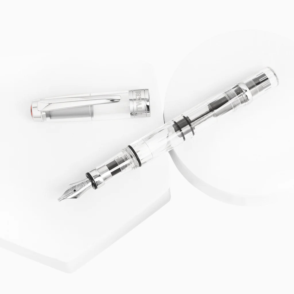 臺灣 TWSBI 三文堂《鑽石 580 系列鋼筆》透明