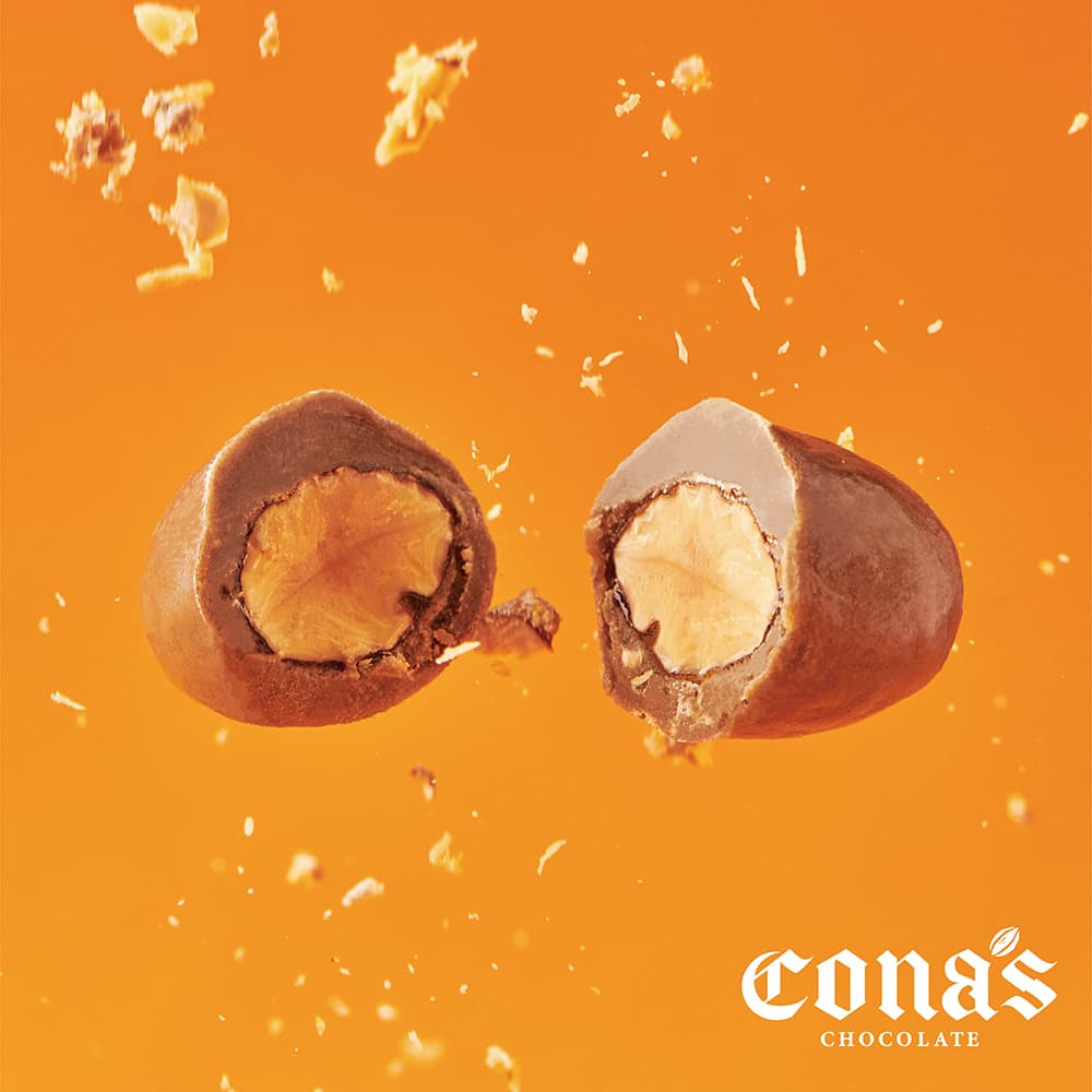 Cona’s蘋果東方美人茶杏仁巧克力(80g/盒)