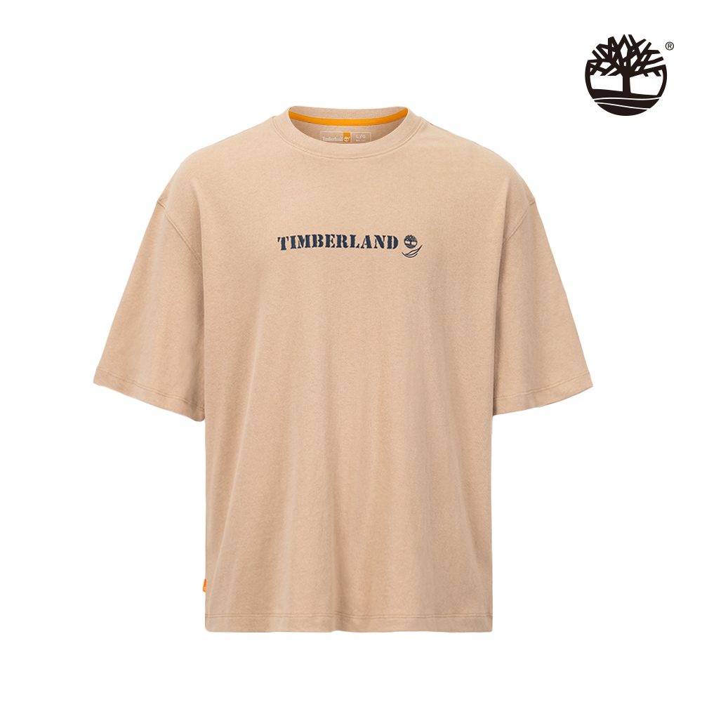 Timberland 中性卡其色有機棉後背大樹塗鴉印花短袖T恤|A6BEE269