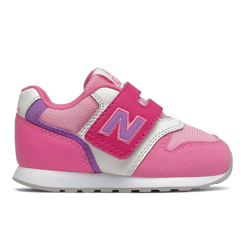 new balance minimus 44