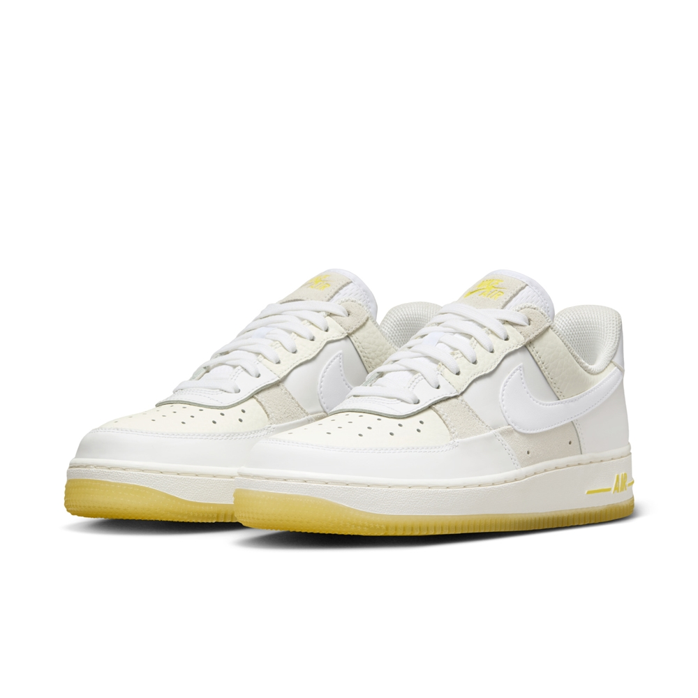 【NIKE】WMNS NIKE AIR FORCE 1 07 LOW 女鞋 休閒鞋 白米-FQ0709100