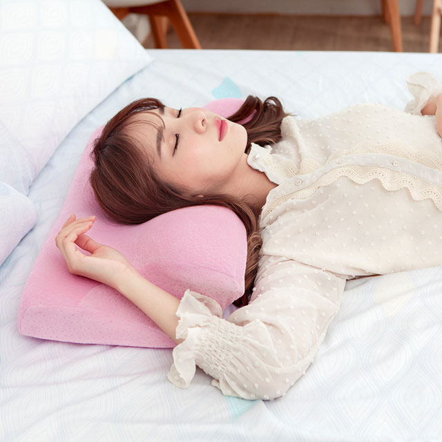 BELLE VIE 韓國熱銷 全方位4D蝶形枕 護頸舒適蝶型記憶枕/止鼾枕-粉紅色